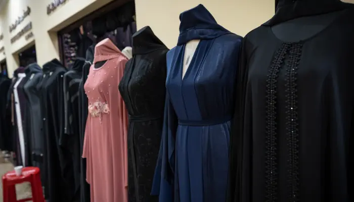 Handy and Fashionable Abaya