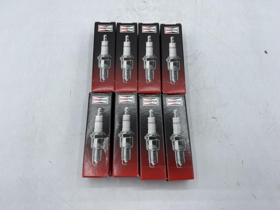 1 Piece of Champion RM77N Copper Plus Spark Plugs 519