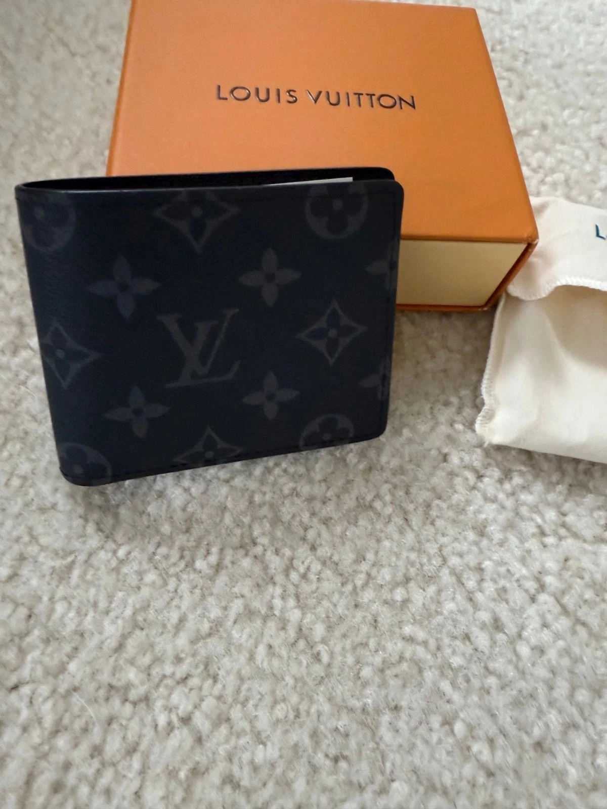 Louis Vuitton Slender Men's Black Wallet 100% Authentic Free Shipping