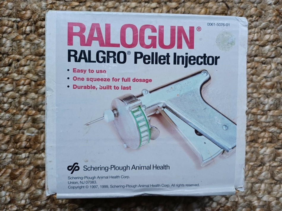 Ralogun Ralgro Pellet Injector Gun Schering-Plough Brand New